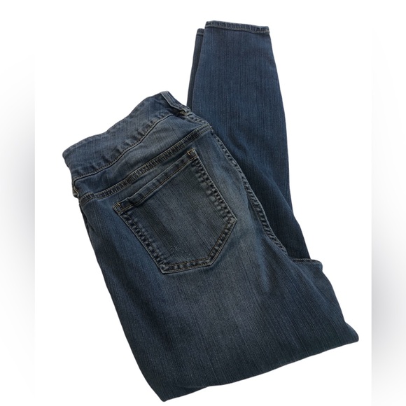 Torrid Distressed Skinny Jeans Triple Button Mid Rise Sz 14R - Picture 2 of 9